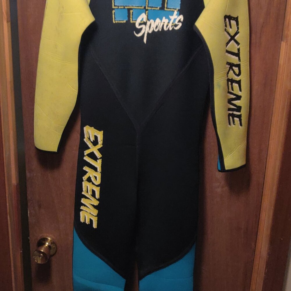 Unisex Large Full Ho Sport  Extreme Wetsuit Backzip